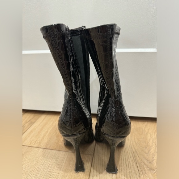 Glamorous heeled sock boot in black croc - Picture 9 of 10
